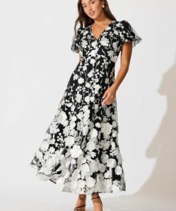 Newr.shop1055fd6e84 1