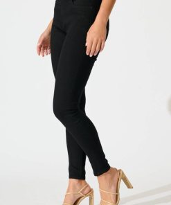 Newr.shop3d6a5489bc 5