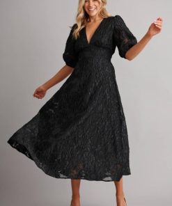 Newr.shop6835086aa5 1