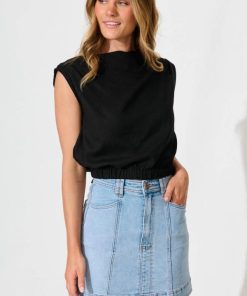 Newr.shop68591570d1 1