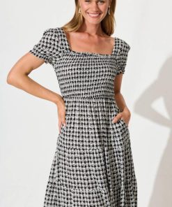 Newr.shop825cb54cc8 2