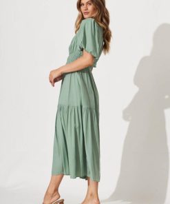 Newr.shop8f1380b439 3