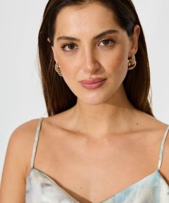 Newr.shopa729e81ec2 4