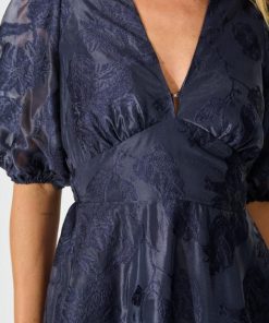 Newr.shopced800f696 5