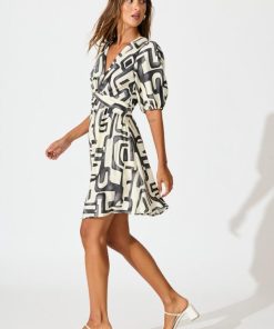 Newr.shopecbc5476d8 3