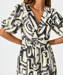 Newr.shopecbc5476d8 5