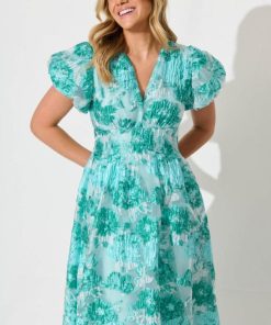 Newr.shopf63c22c533 2